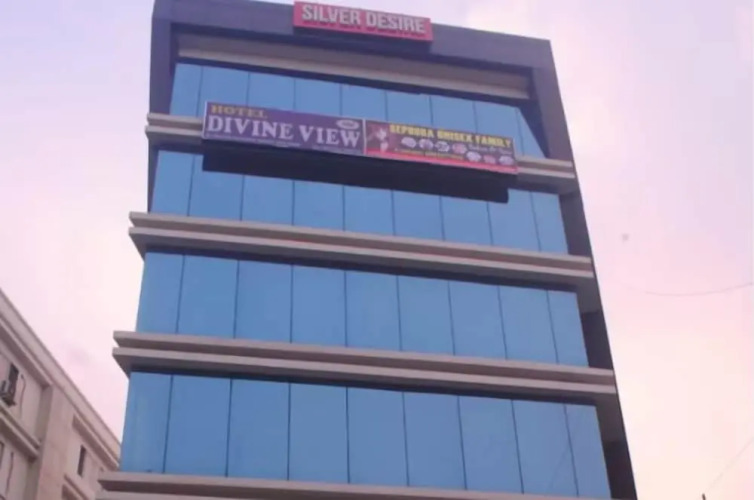 Hotel Divine View