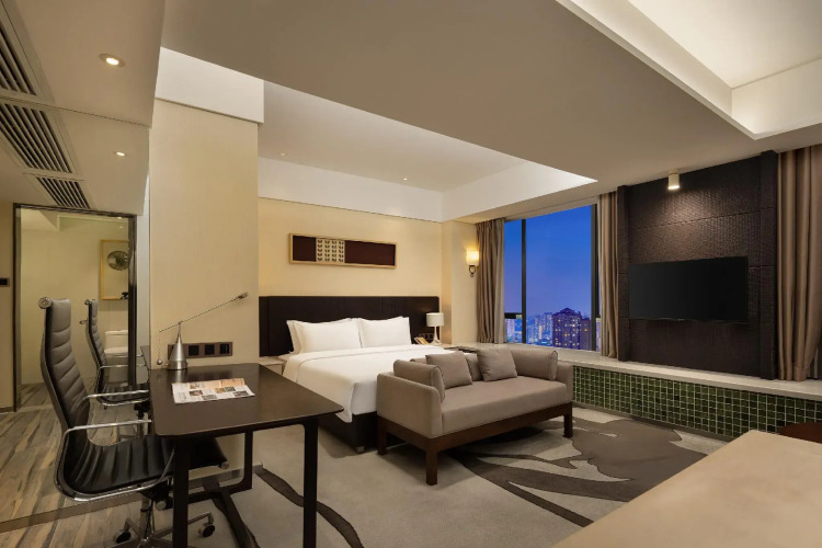 Starry Four Seasons — фото 2