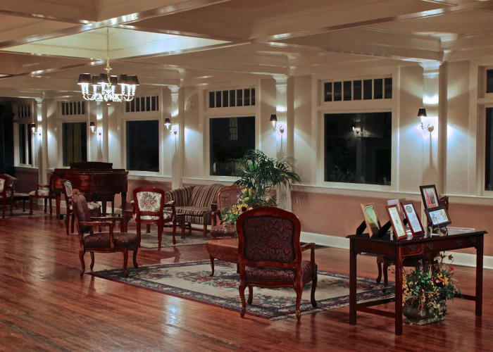 Lakeside Inn — фото 2