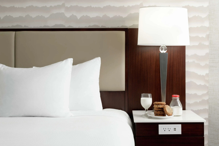 DoubleTree Suites by Hilton Phoenix — фото 5