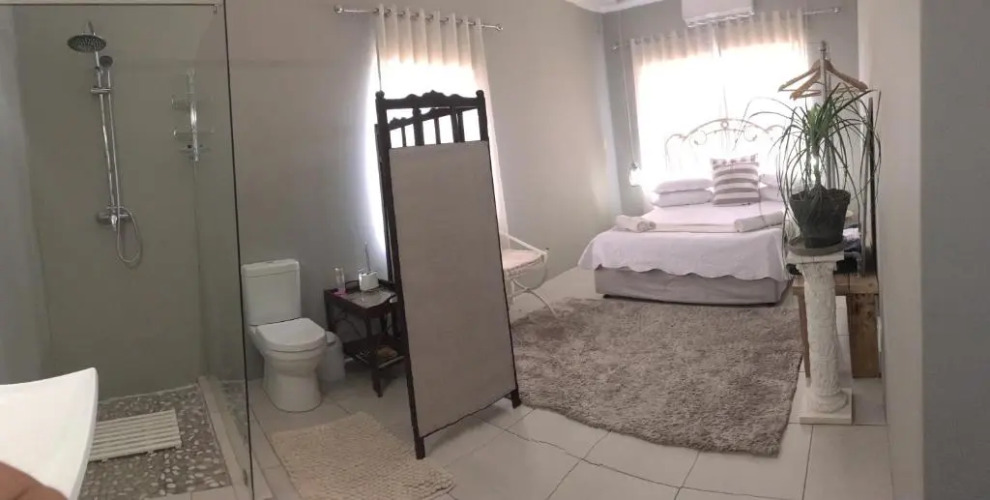 Spinoza Self Catering Accommodation — фото 4