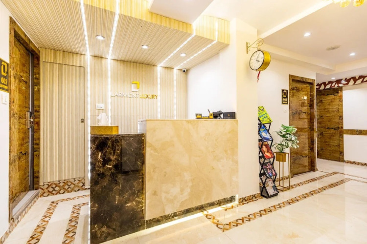Hotel Larmont Luxury