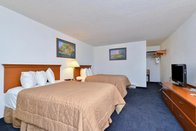 Americas Best Value Inn - Mitchell — фото 4