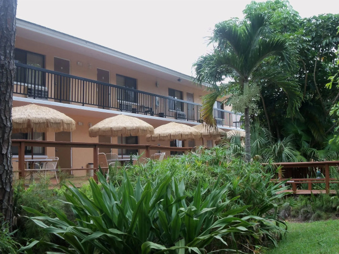 Fairways Inn of Naples