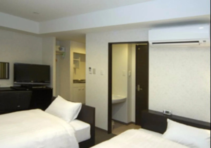 New Station Hotel Premiere