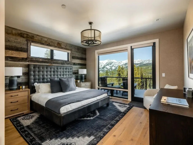 7 Deep Forest 6 Bedroom Home — фото 3