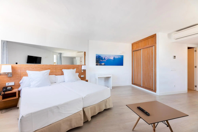 Loft studio with shared pool, near the beach — фото 5