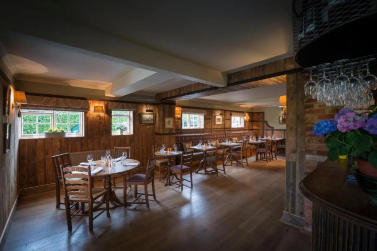 The Hawk Inn — фото 3