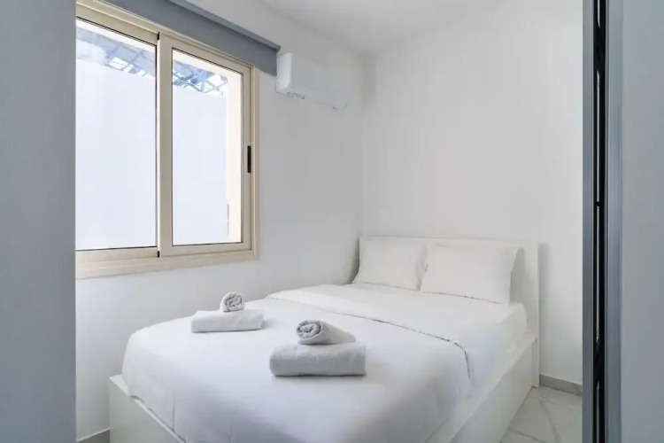 Marble - Studio & Balcony in Larnaca — фото 4