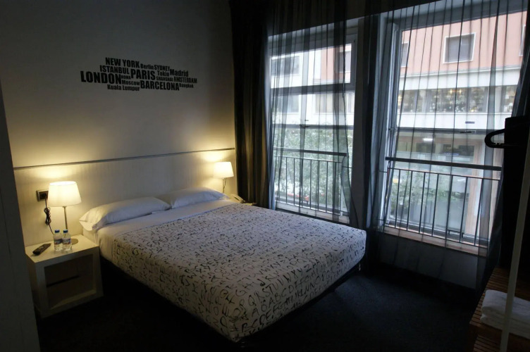 Hostal Mayerling Centro — фото 4