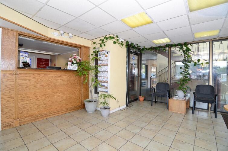 Executive Inn — фото 2