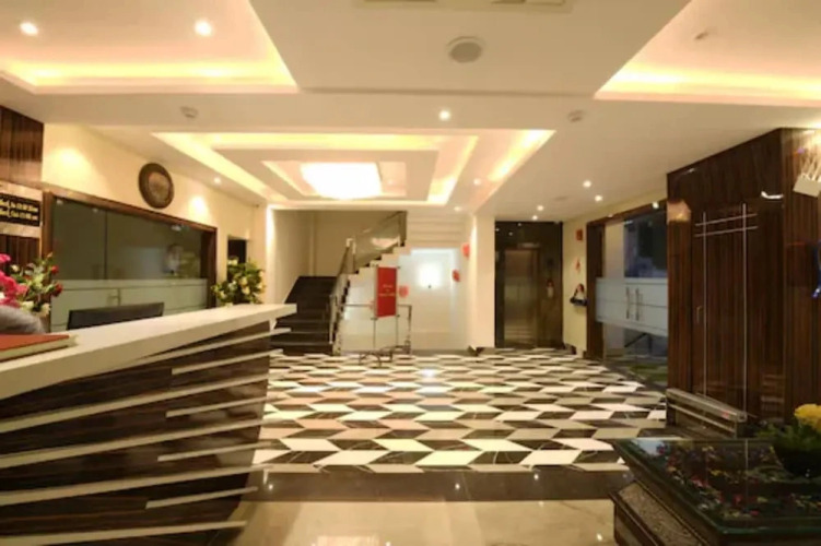 V Grand Bareilly by Goroomgo — фото 2