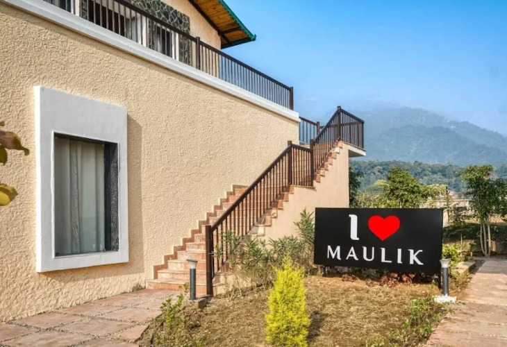 Maulik Retreat