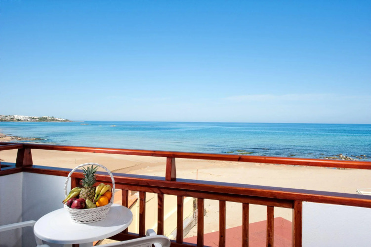Vlachakis Beach Hotel — фото 3