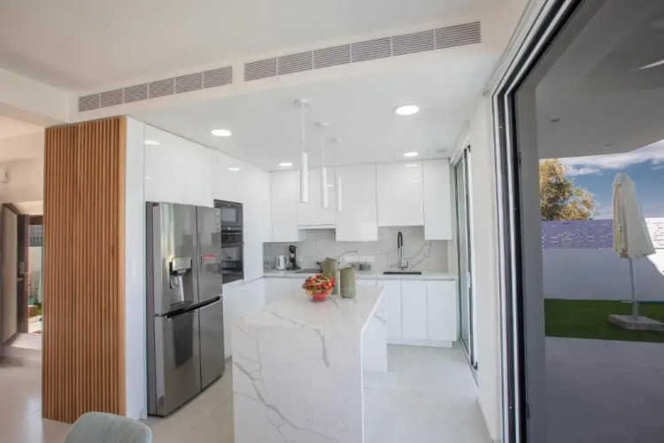 Artizan Seafront Villa 5 — фото 2
