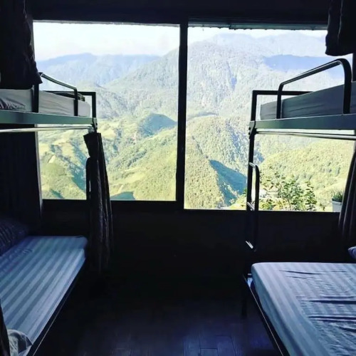 Fansipan Terrace Cafe and Homestay