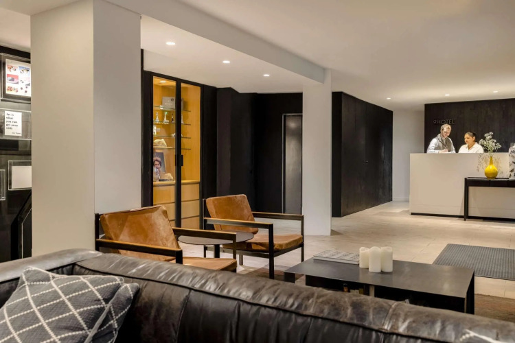 9Hotel Opera
