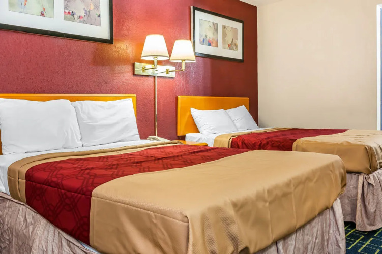 Rodeway Inn — фото 2