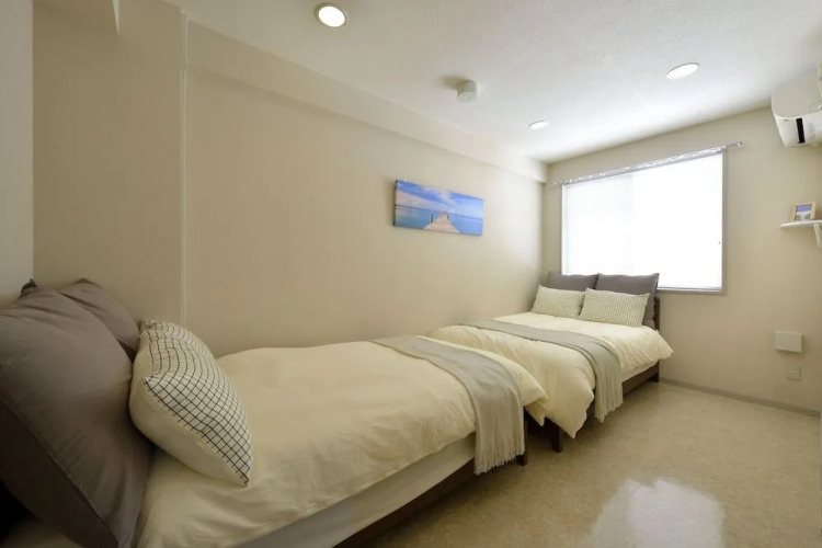 Chatan Coat House — фото 3