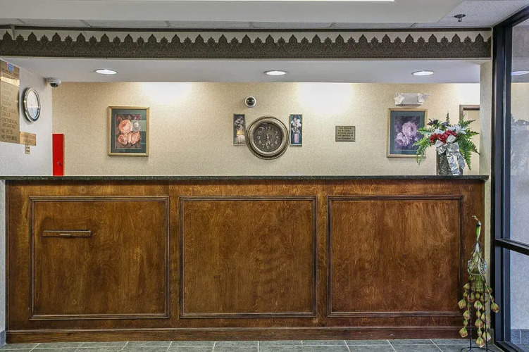 Rodeway Inn & Suites — фото 2