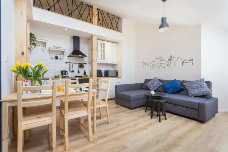 InPoint Main Square Apartment — фото 3