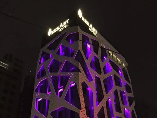 Treeart Hotel