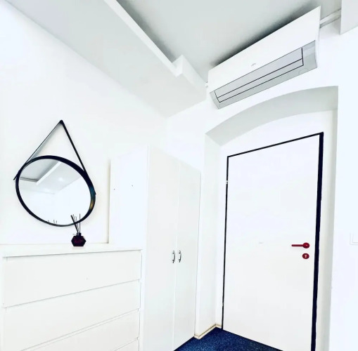 Spacious 7BR Apartment Prime Location — фото 4
