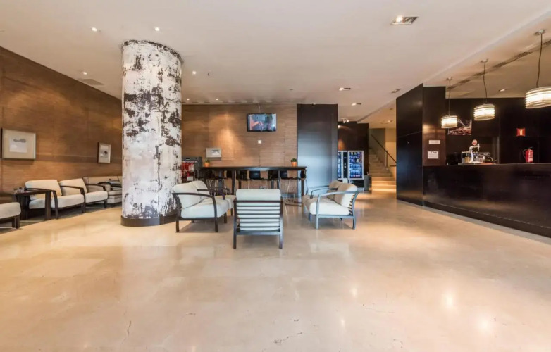 Hotel Mercader