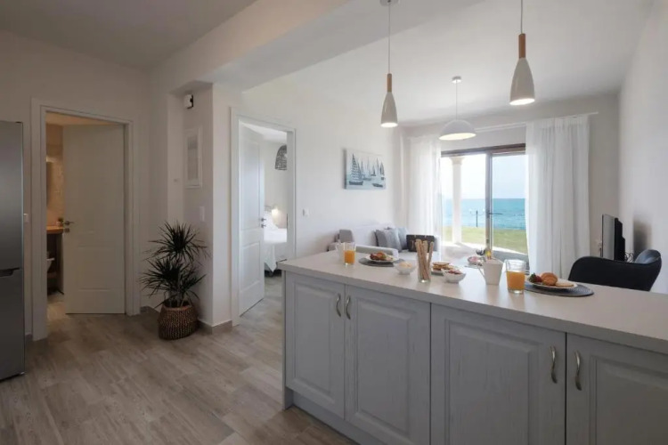 Armikes Beachfront Suites Afionas — фото 2
