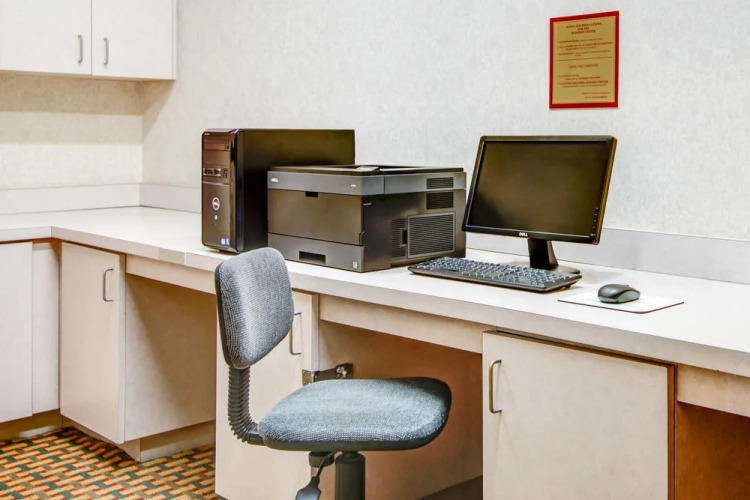 Comfort Suites — фото 4