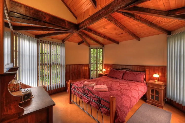 Stanley Lakeside Spa Cabins — фото 2