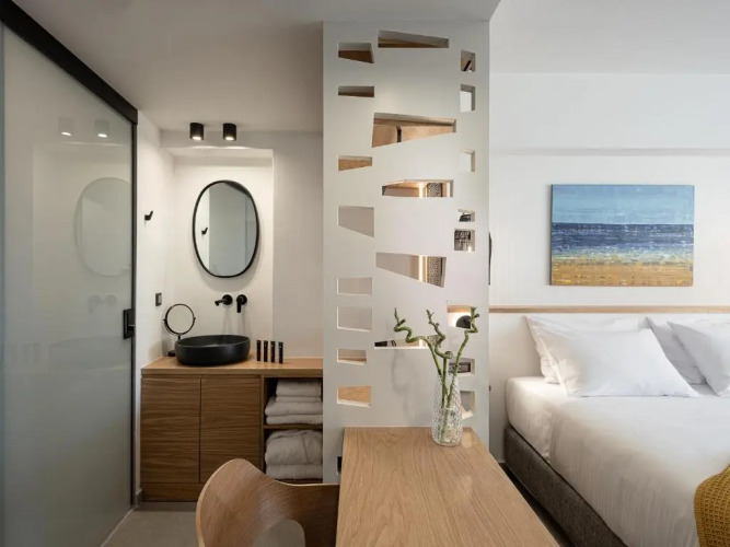 Calla Luxury Seafront Suites — фото 4