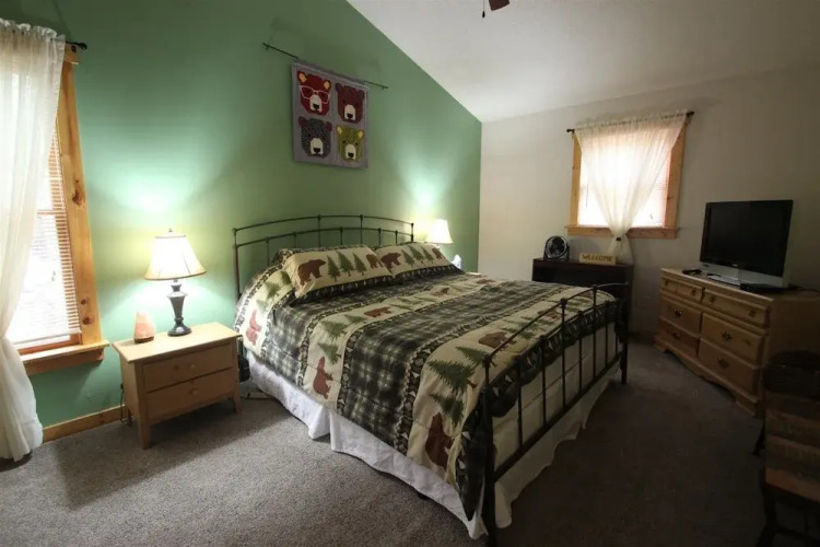 Laughing Bear Cabin — фото 4