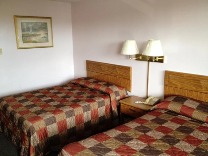 Canadas Best Value Inn — фото 4