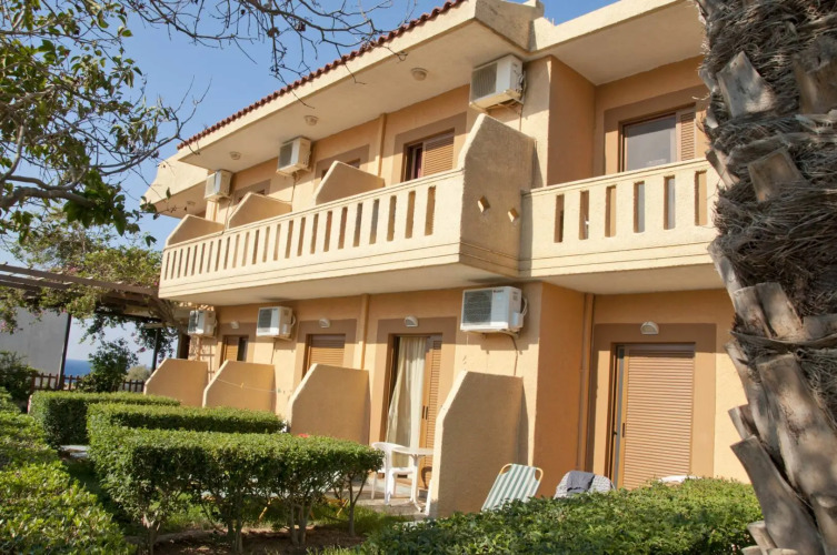 Lappa Hotel
