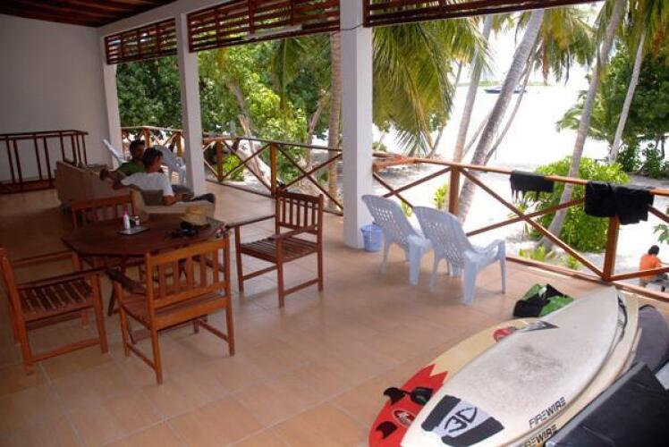 Thulusdhoo Surf Camp — фото 3