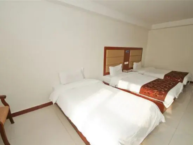 Yinan Xinxing Hotel — фото 2