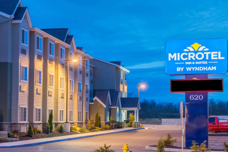 Microtel Inn & Suites By Wyndham Cadiz