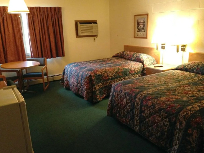 River Bend's Walleye Inn — фото 3