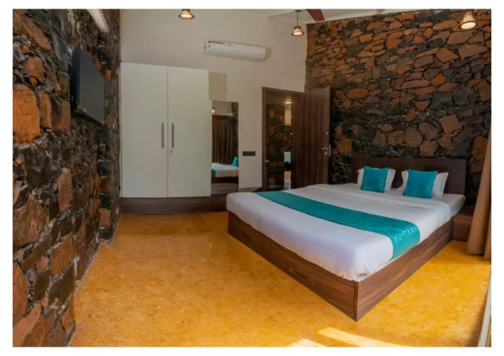 Stone Cold 2BHK — фото 4
