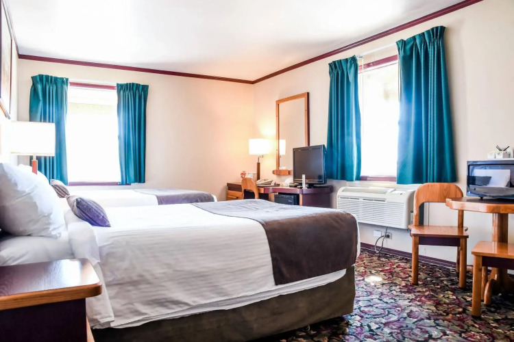 Creston Hotel — фото 4