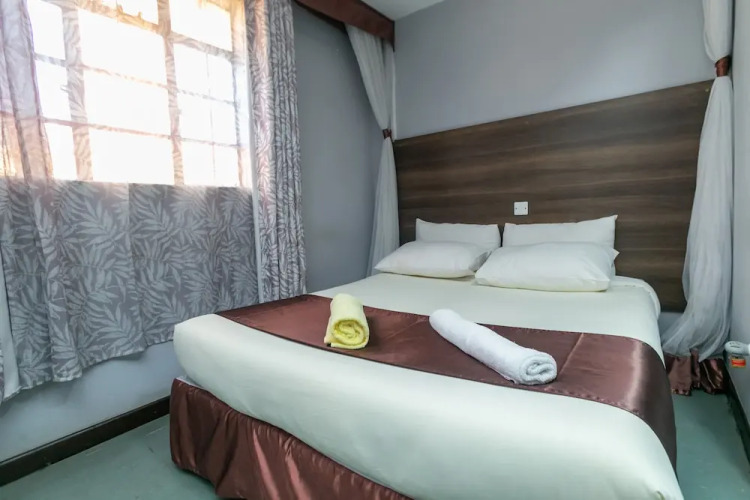 Kings Premier Inn — фото 4