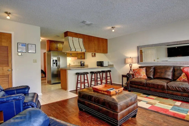 Comal River Condo 307 — фото 3