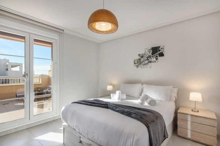 Beachfront Penthouse in Isla Canela — фото 4