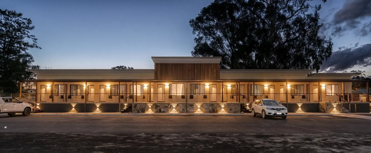 Best Western New Crossing Place Motel