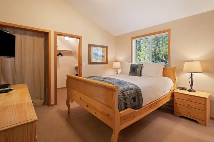 4 Umpqua 4 Bedroom Home — фото 4