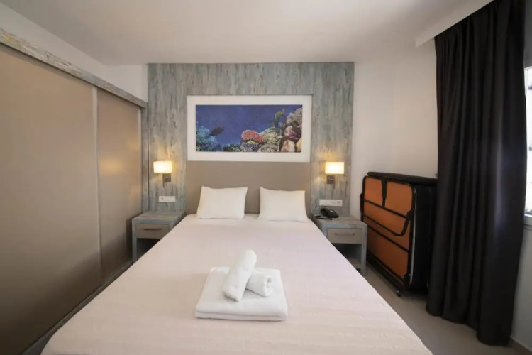 Seafront Flat With Breathtaking Sea View in Bodrum — фото 3