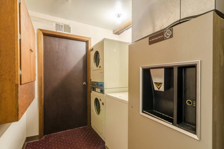 Rodeway Inn Mitchell — фото 4