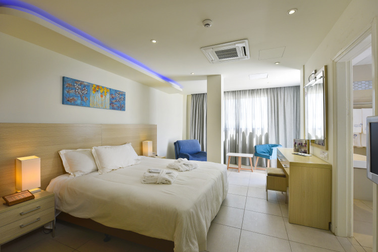 Pernera Beach Hotel — фото 3
