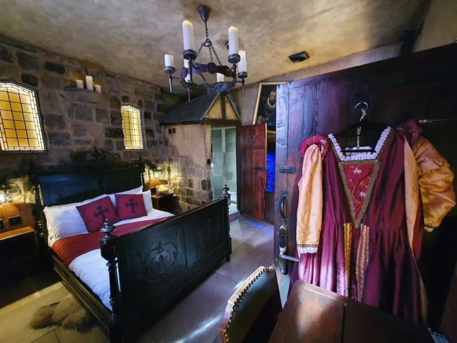 Hocus Pocus Tiny Hotel — фото 4